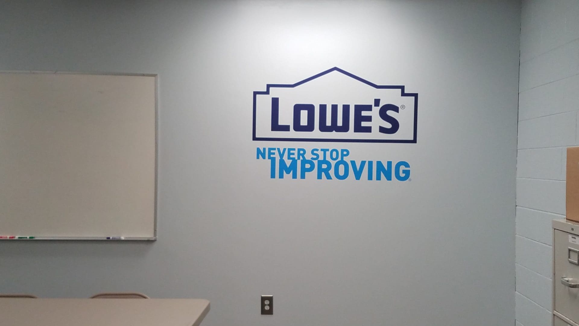 Lowes - Vinyl Wall Graphics (4)